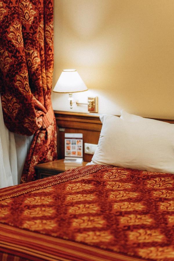 Standard Double or Twin Room,1341830651:JPEG